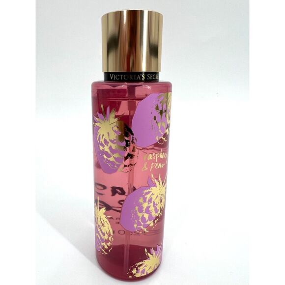 Victoria's Secret Splash of Berry Fragrance Body Mist 250 ml/ 8.4 fl oz - Picture 2 of 4